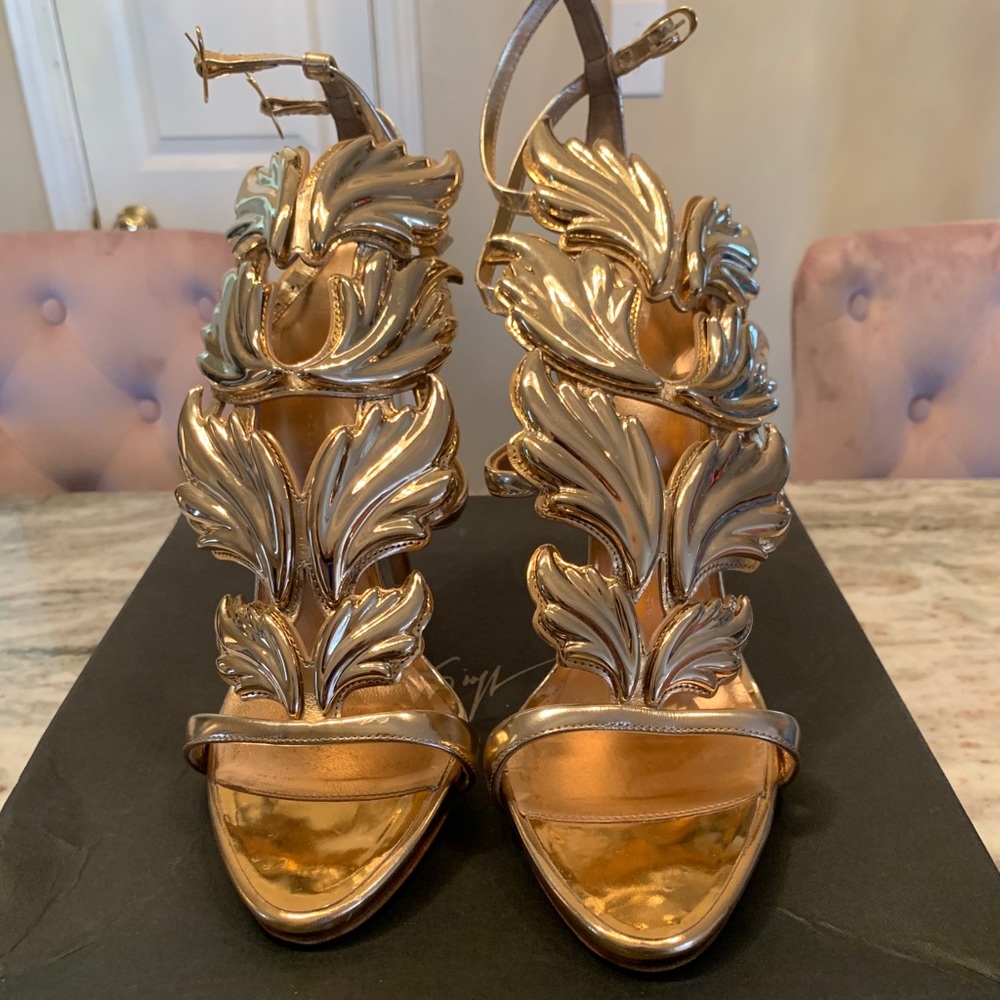 Giuseppe Zanotti Women’s Wing Heels Size 41